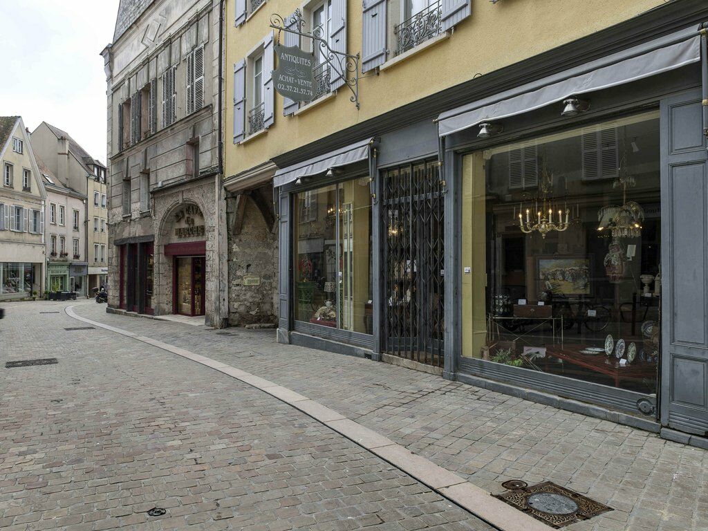 Mercure Chartres Cathedrale Exteriör bild